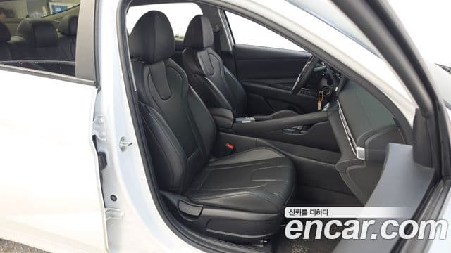 Hyundai The New Avante Hybrid 2022 — Şəkil 30/30