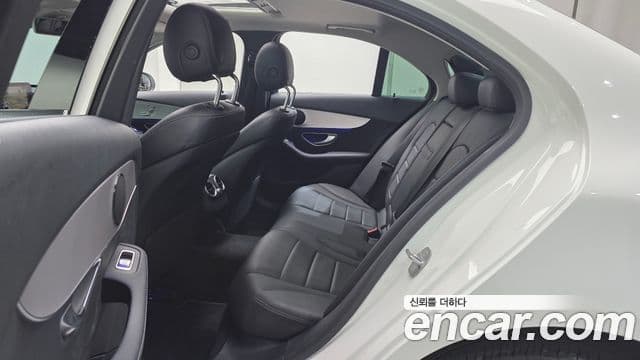 Mercedes-Benz C-Class 2020 — Şəkil 11/20