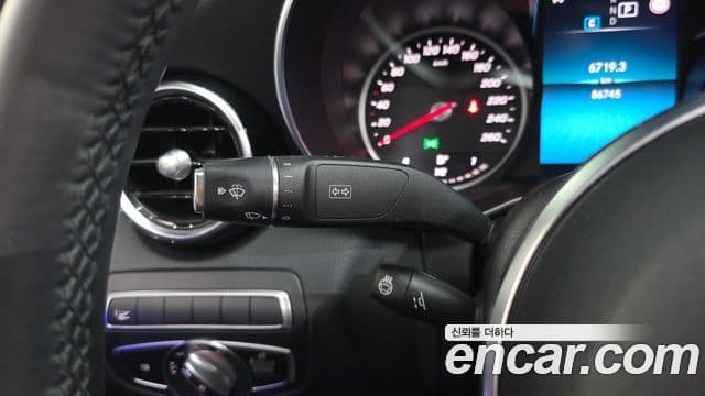 Mercedes-Benz C-Class 2020 — Şəkil 19/20