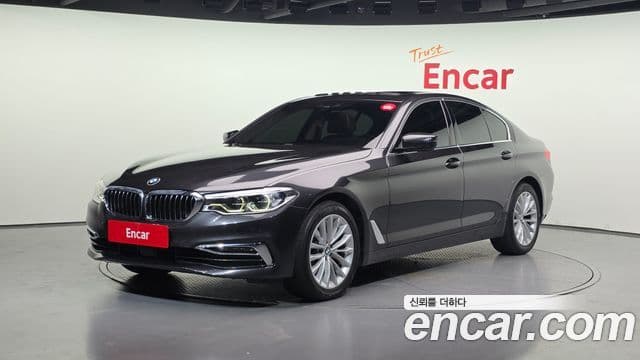 BMW 5 Series 2019 — Фото 1/20