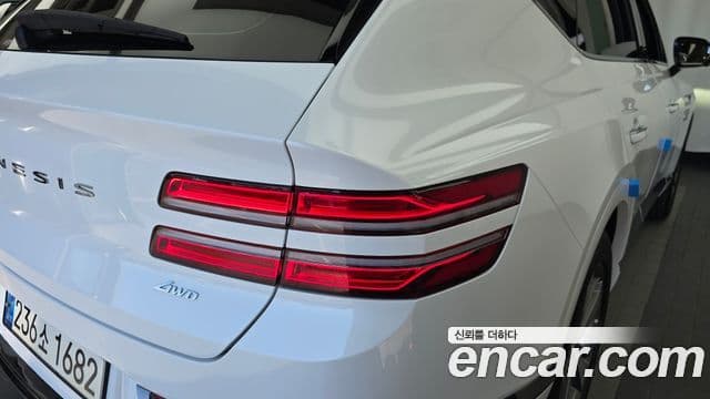 Genesis GV80 2022 — Şəkil 14/20