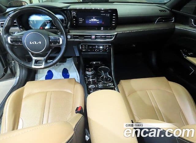 Kia K5 2022 — ფოტო 10/20
