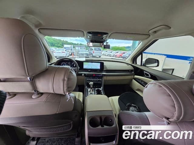 Kia Carnival 2021 — Фото 6/20