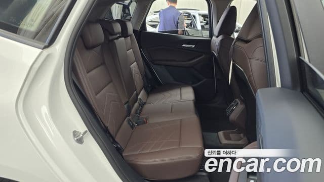 BMW 2 Series Active Tourer 2024 — Фото 11/20
