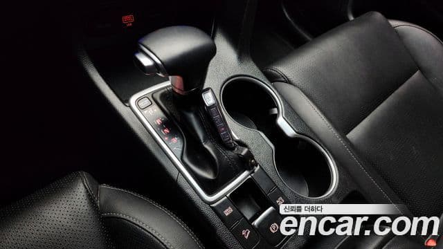 Kia Sportage The Bold 2021 — Фото 9/20