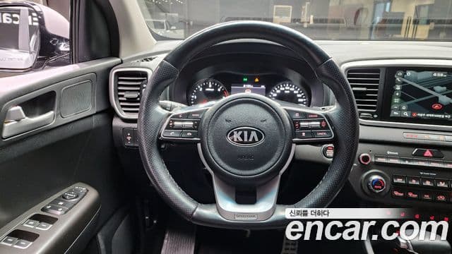 Kia Sportage The Bold 2021 — Фото 14/20