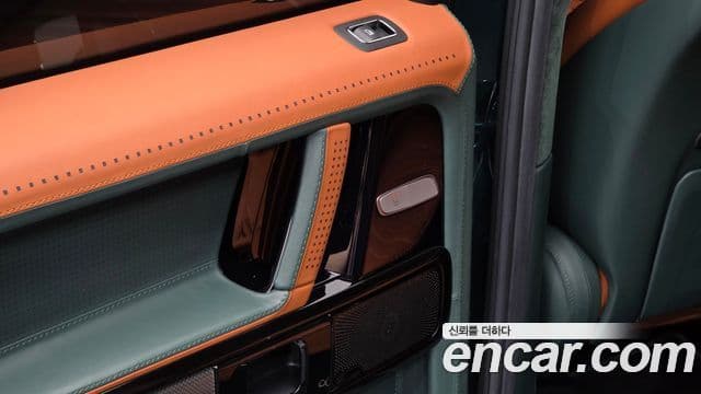 Mercedes-Benz G-Class 2020 — Photo 15/36