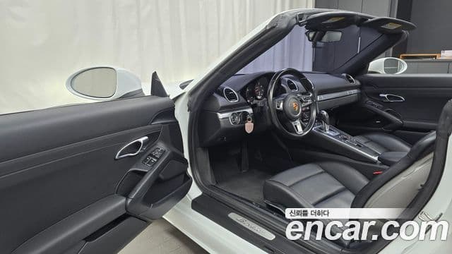 Porsche 718 Boxster 2018 — Şəkil 9/20