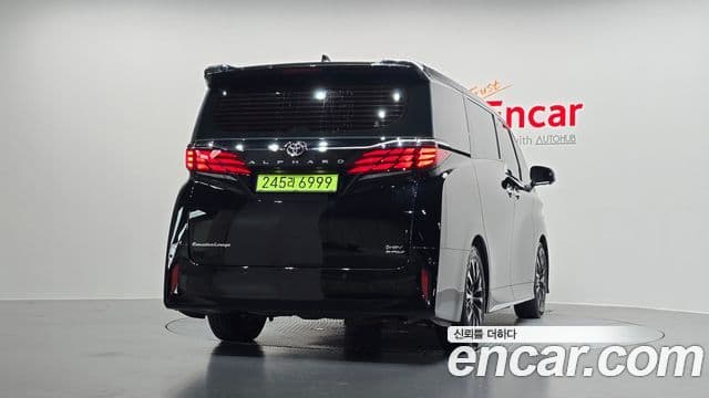 Toyota Alphard 2025 — ფოტო 4/20