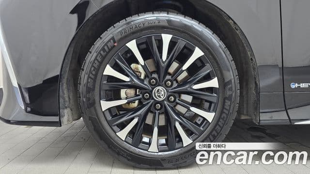 Toyota Alphard 2025 — ფოტო 5/20