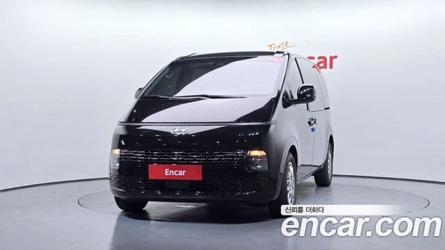 Hyundai Staria 2023 — Şəkil 2/20