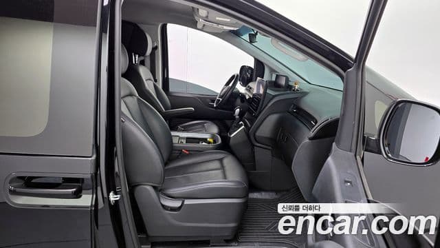 Hyundai Staria 2023 — Şəkil 11/20