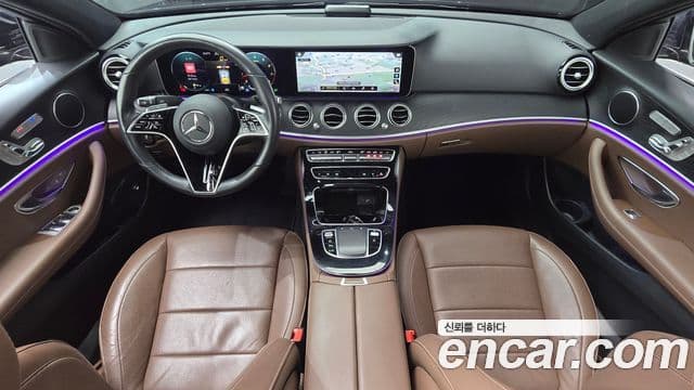 Mercedes-Benz E-Class 2022 — Фото 7/20