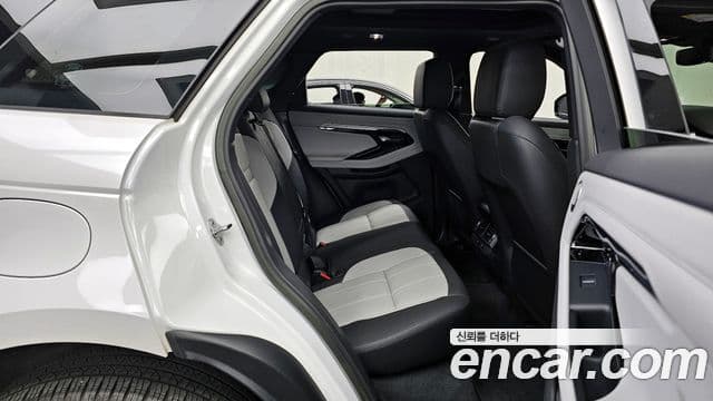 Land Rover Range Rover Evoque 2023 — Şəkil 12/20