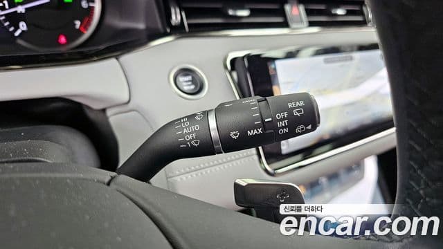Land Rover Range Rover Evoque 2023 — ფოტო 5/34