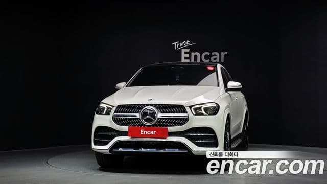 Mercedes-Benz GLE-Class 2021 — ფოტო 3/20