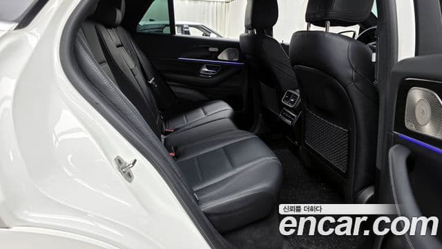 Mercedes-Benz GLE-Class 2021 — ფოტო 11/20