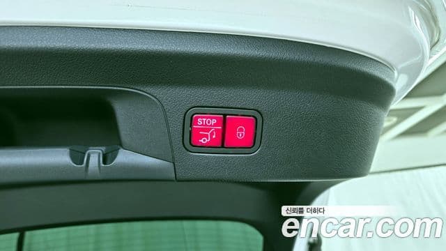 Mercedes-Benz GLE-Class 2021 — Photo 34/34