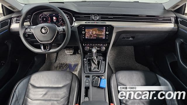 Volkswagen Arteon 2019 — Şəkil 7/20