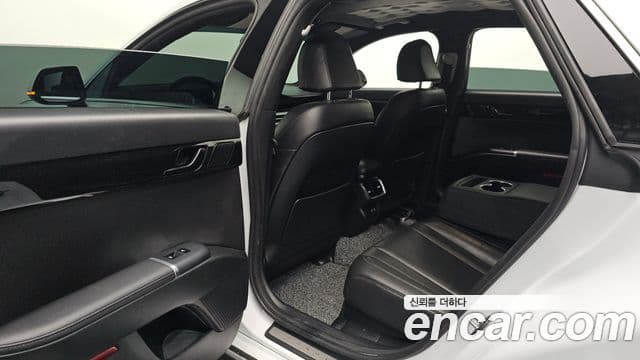 Hyundai Grandeur 2023 — Şəkil 12/20