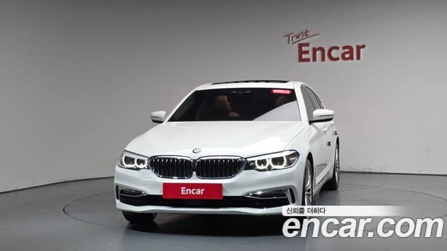 BMW 5 Series 2019 — ფოტო 3/20