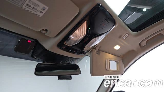 BMW 5 Series 2019 — ფოტო 19/20