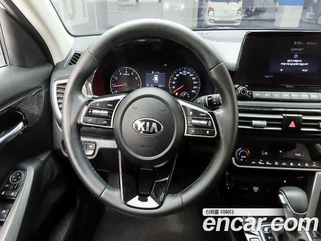Kia Seltos 2021 — ფოტო 10/20
