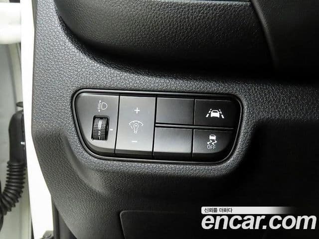 Kia Seltos 2021 — ფოტო 12/20