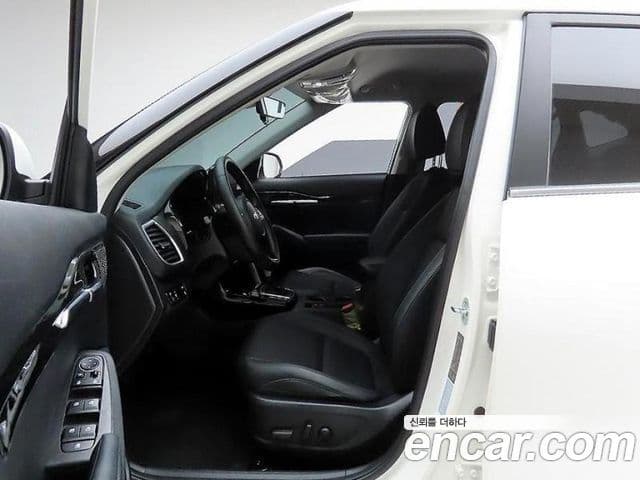 Kia Seltos 2021 — ფოტო 13/20