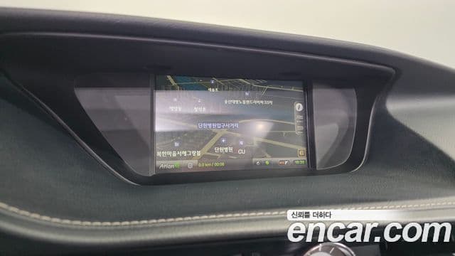 Lexus ES300h 2018 — Şəkil 14/20