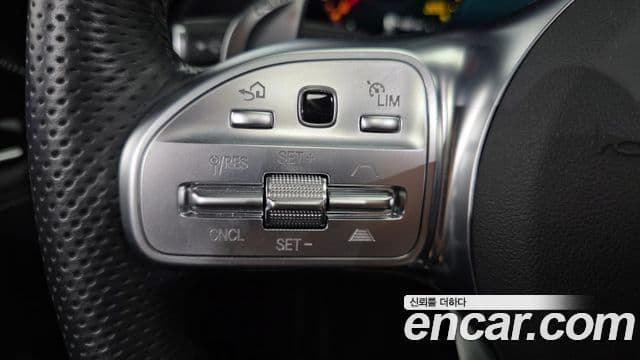 Mercedes-Benz AMG GT 2021 — ფოტო 18/20
