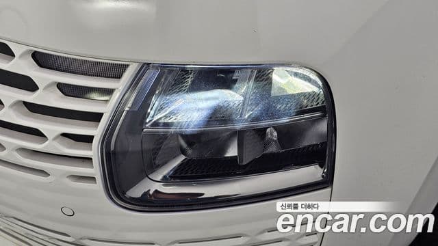 Hyundai Staria 2021 — Photo 16/38
