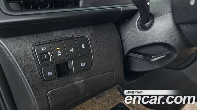 Hyundai Staria 2021 — Photo 11/38