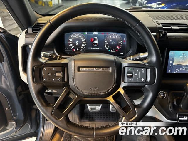 Land Rover Defender 2021 — ფოტო 5/19