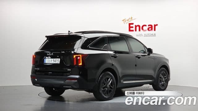 Kia Sorento 2024 — Фото 2/20