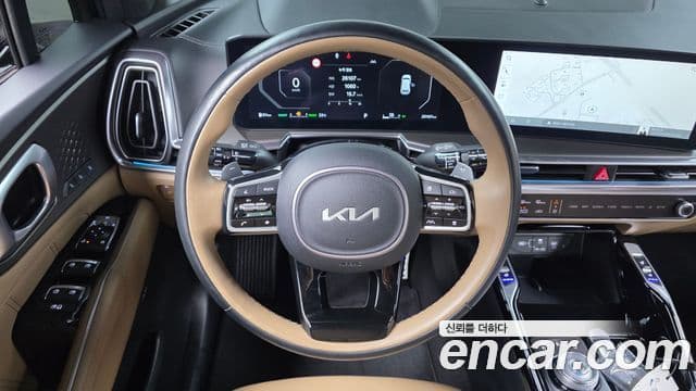 Kia Sorento 2024 — Фото 14/20