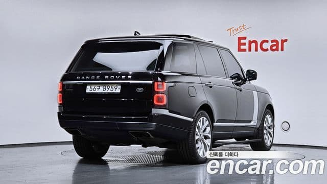 Land Rover Range Rover 2019 — ფოტო 2/20