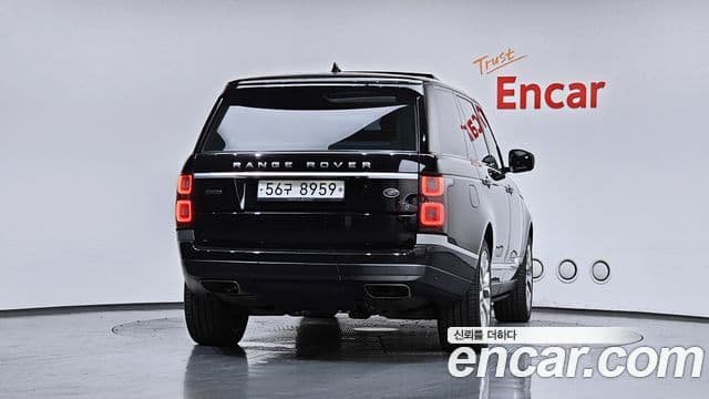 Land Rover Range Rover 2019 — ფოტო 4/20
