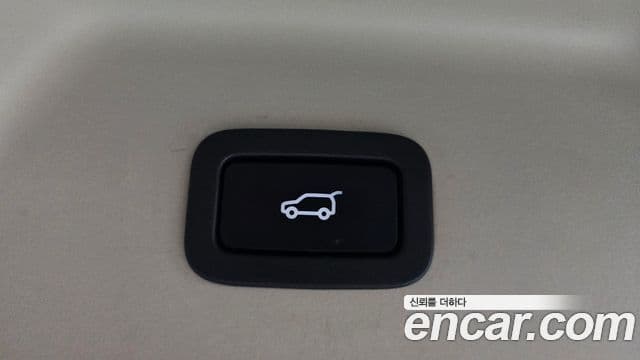 Land Rover Range Rover 2019 — Photo 37/46