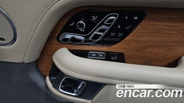 Land Rover Range Rover 2019 — Photo 5/46