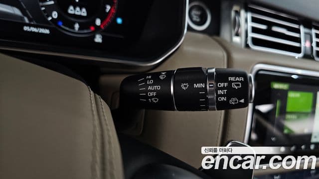 Land Rover Range Rover 2019 — Photo 46/46