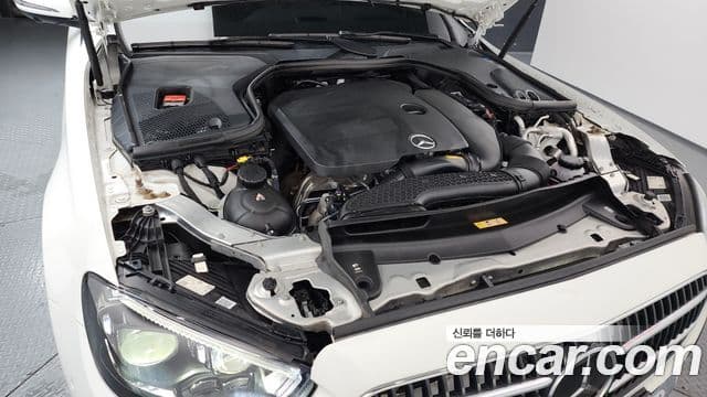 Mercedes-Benz E-Class 2022 — Şəkil 6/20
