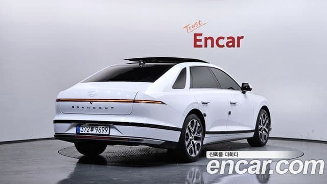 Hyundai Grandeur 2025 — фото 2 из 20