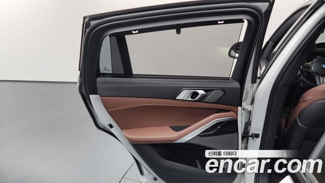 BMW X6 2024 — Photo 12/41