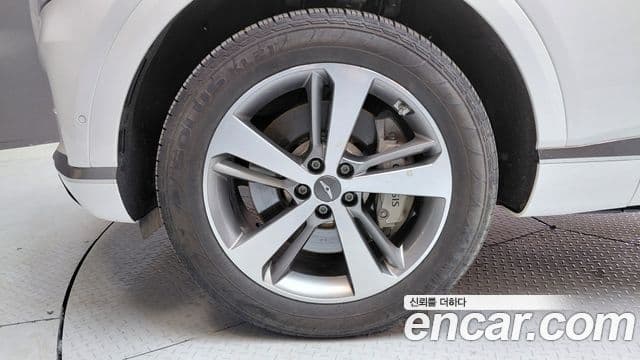 Genesis GV80 2023 — ფოტო 5/20