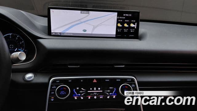 Genesis GV80 2023 — ფოტო 13/20