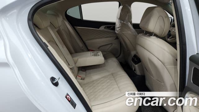 Genesis G70 2019 — ფოტო 11/20