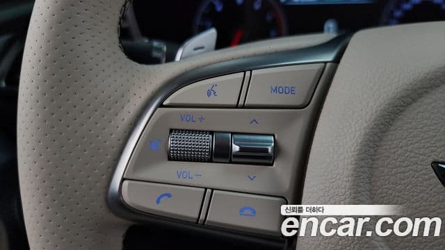 Genesis G70 2019 — ფოტო 17/20