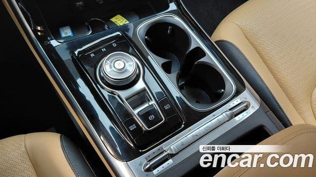 Kia Carnival 2021 — Фото 9/20