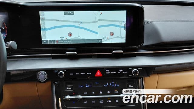 Kia Carnival 2021 — Фото 12/20